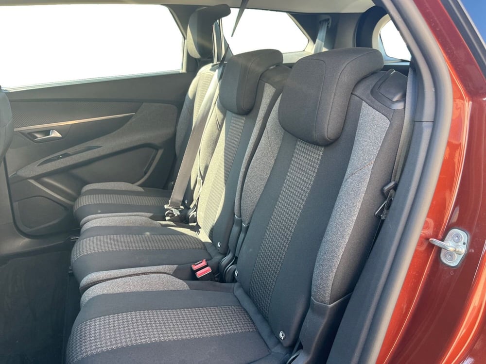 Peugeot 5008 usata a Modena (11)