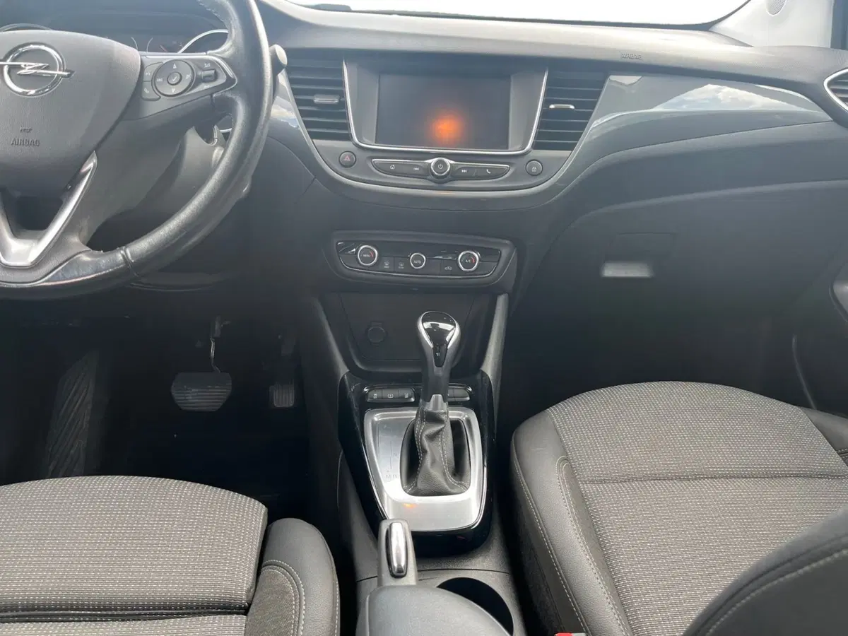 Opel Crossland usata a Modena (13)