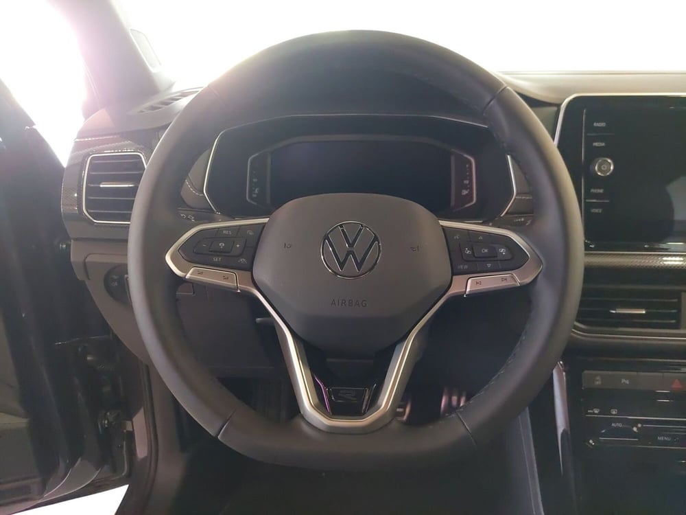 Volkswagen T-Cross nuova a Modena (12)