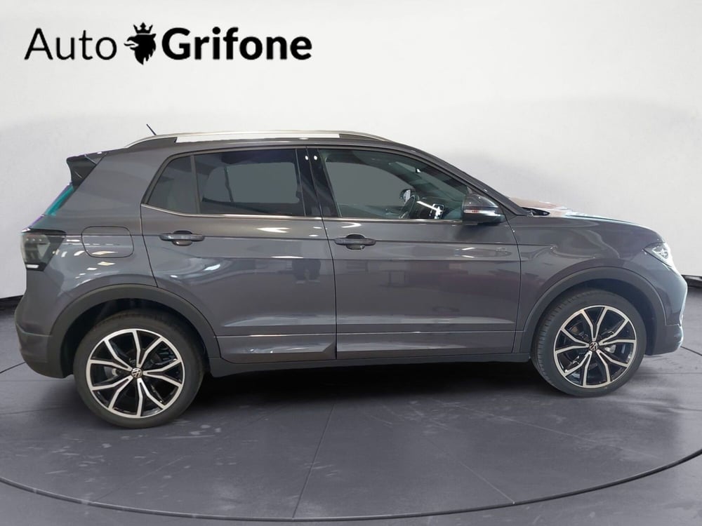 Volkswagen T-Cross nuova a Modena (6)