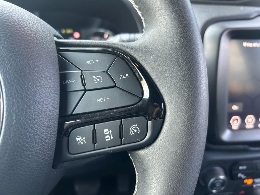 Jeep Renegade usata a Salerno (18)
