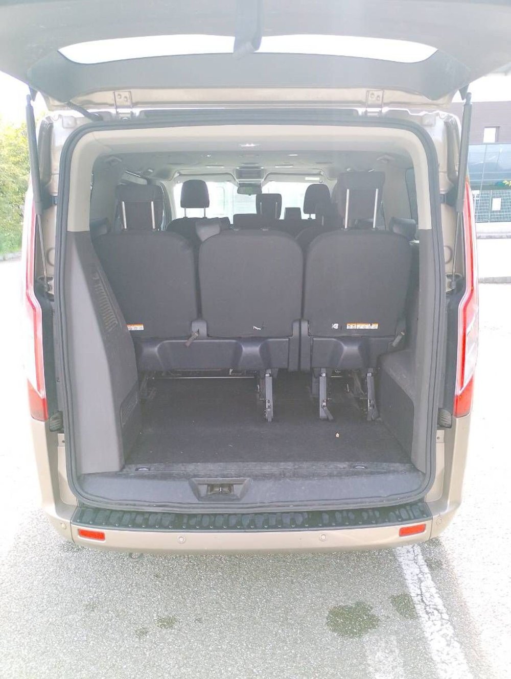 Ford Tourneo Custom usata a Salerno (11)