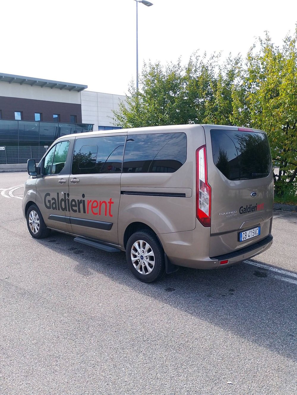 Ford Tourneo Custom usata a Salerno (4)
