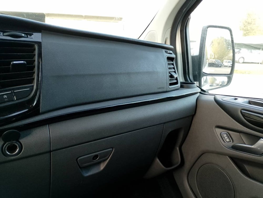 Ford Tourneo Custom usata a Salerno (19)