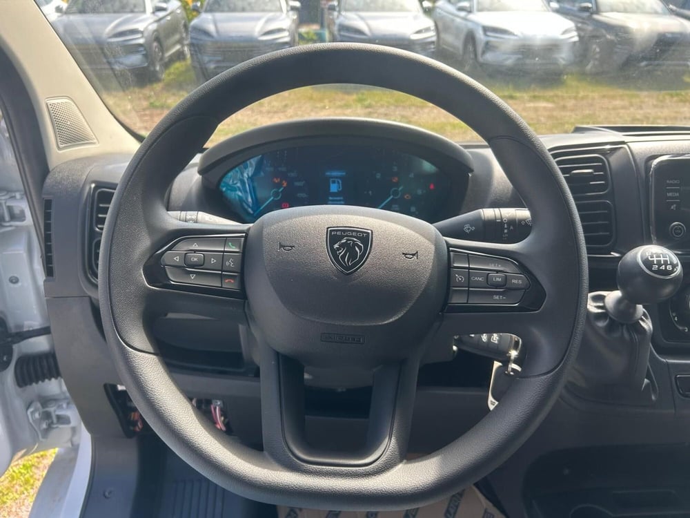 Peugeot Boxer Furgone nuova a Salerno (13)