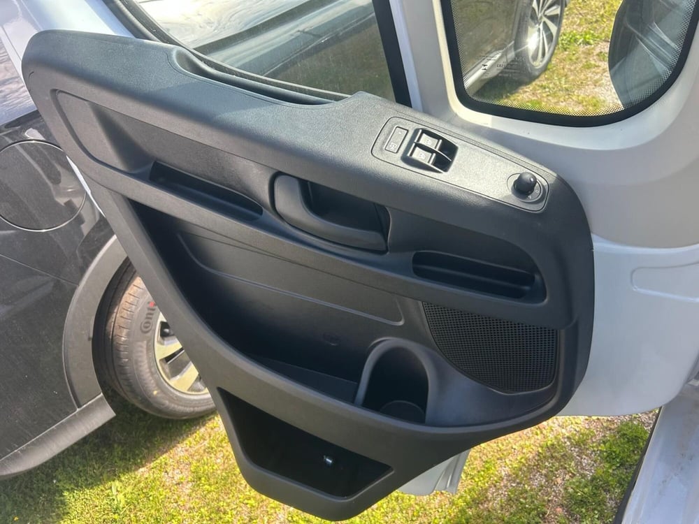 Peugeot Boxer Furgone nuova a Salerno (20)