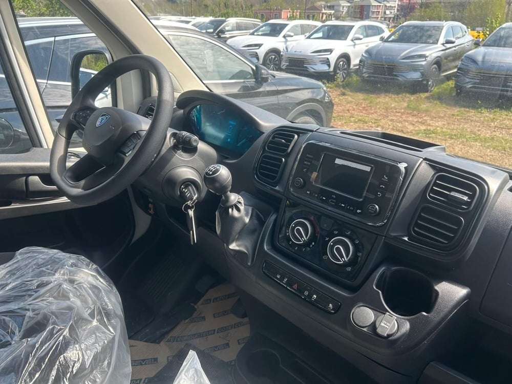 Peugeot Boxer Furgone nuova a Salerno (5)