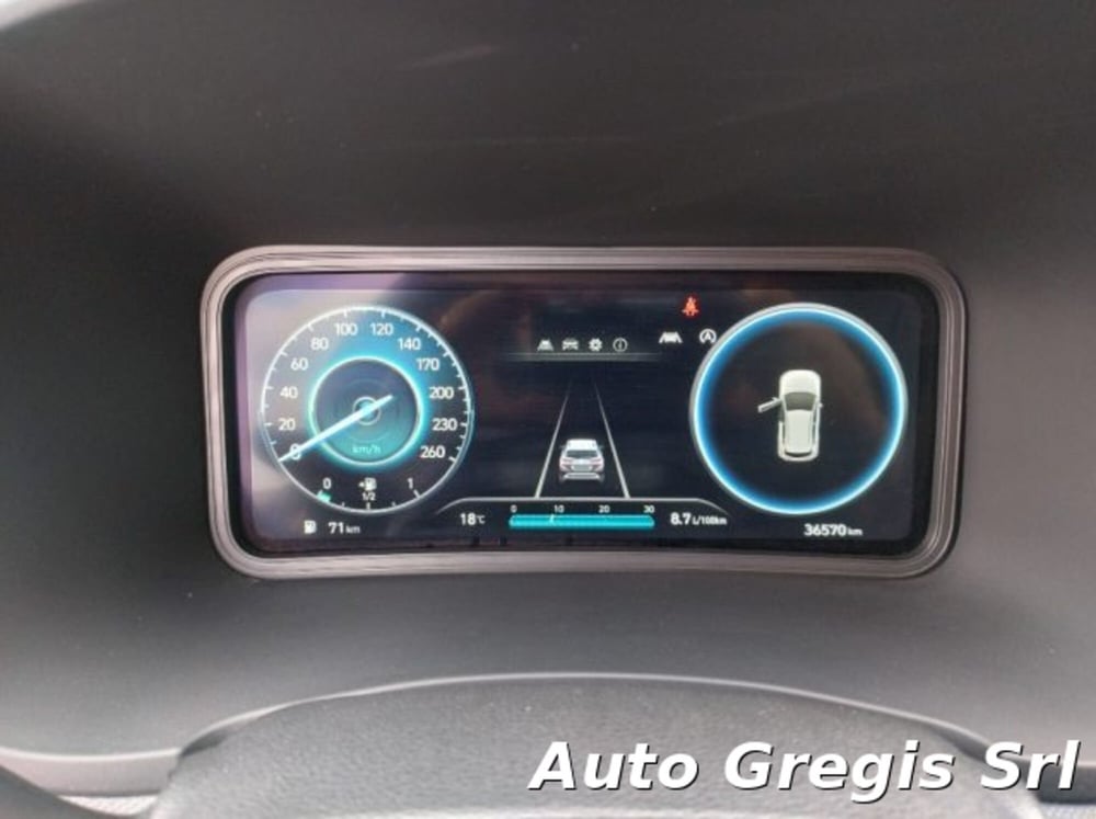 Hyundai Kona usata a Milano (11)
