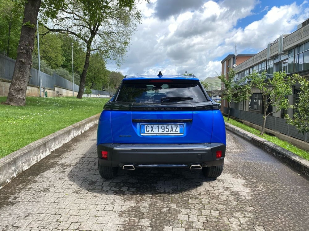 Peugeot 2008 nuova a Salerno (12)