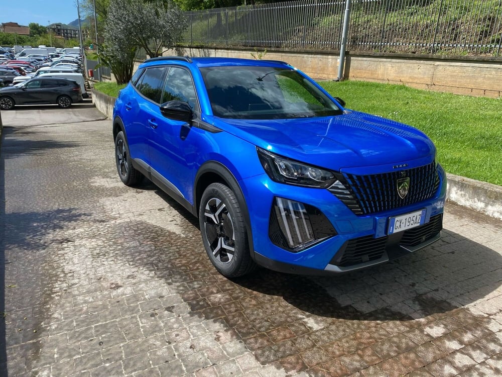 Peugeot 2008 nuova a Salerno (2)