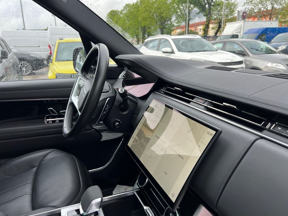 Land Rover Range Rover usata a Salerno (17)