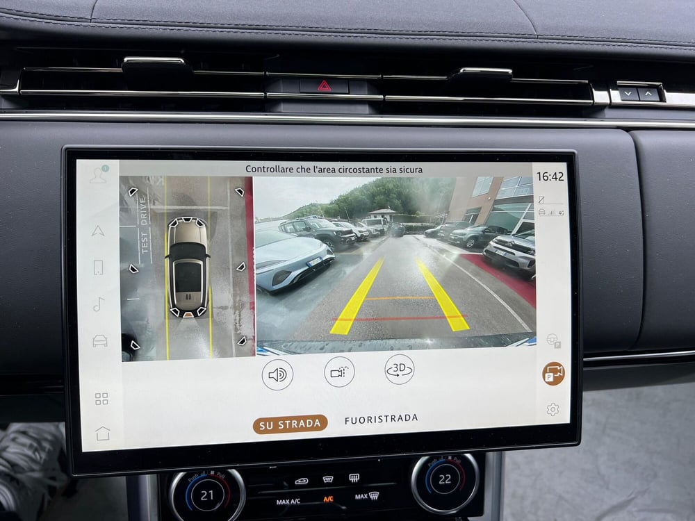 Land Rover Range Rover usata a Salerno (20)