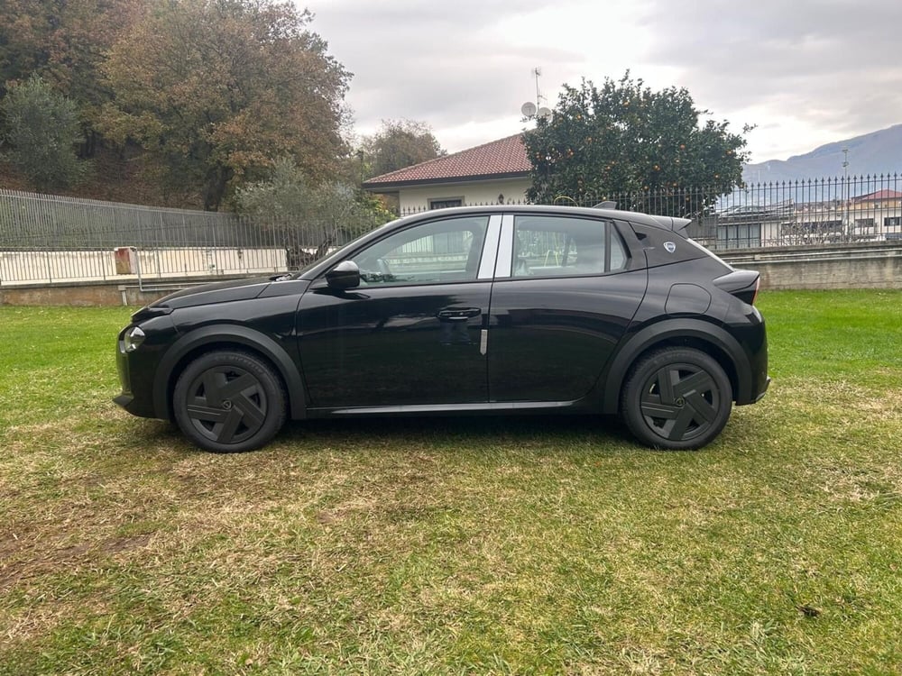 Lancia Ypsilon nuova a Salerno (10)