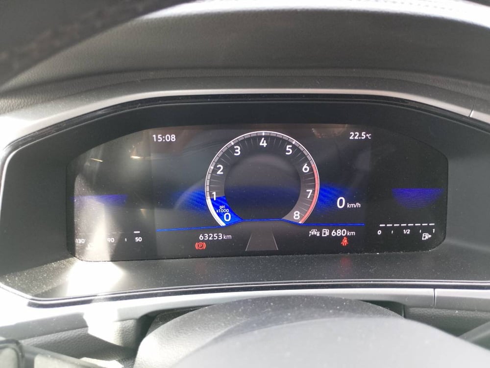 Volkswagen T-Roc usata a Salerno (8)