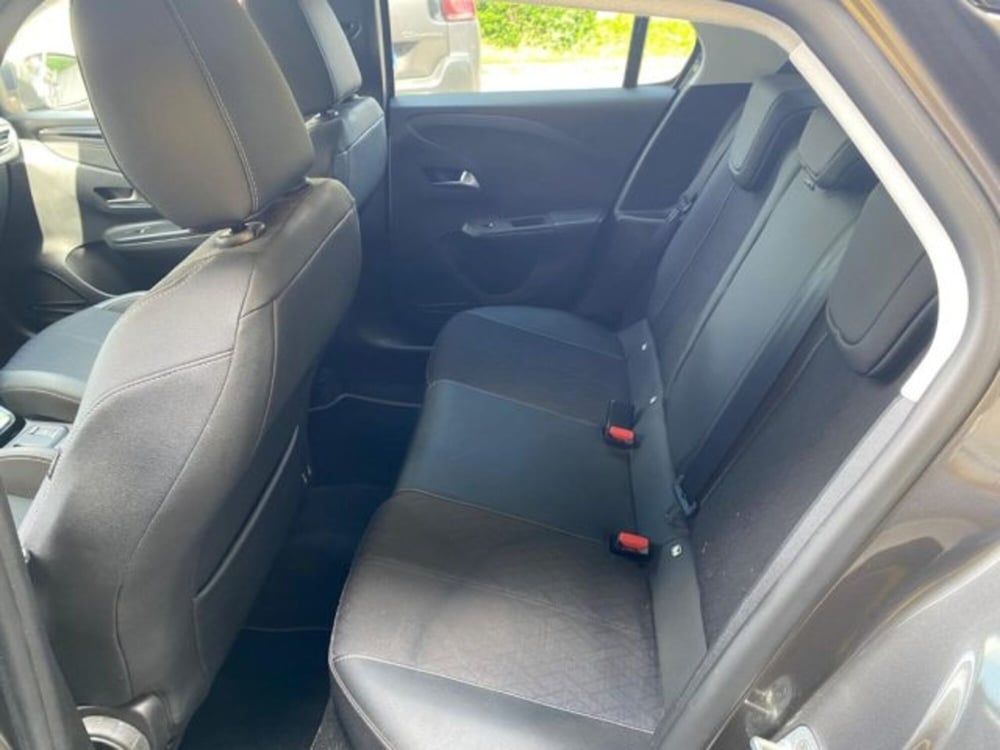 Opel Corsa-e usata a Milano (14)