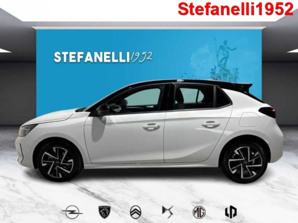 Opel Corsa nuova a Bologna (3)