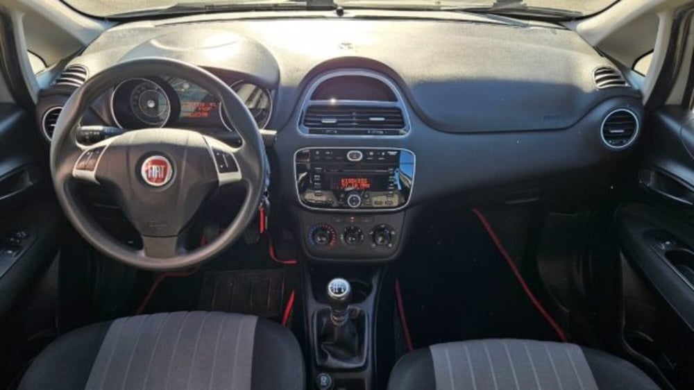 Fiat Punto usata a Lucca (12)
