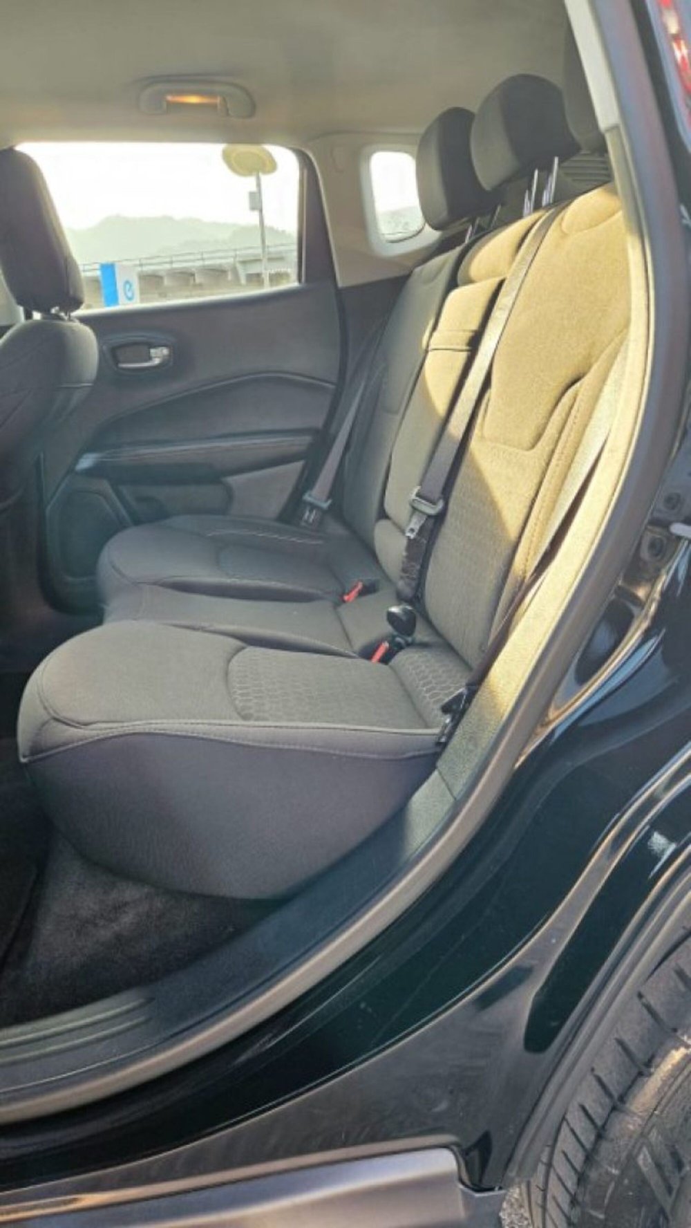 Jeep Compass usata a Lucca (17)