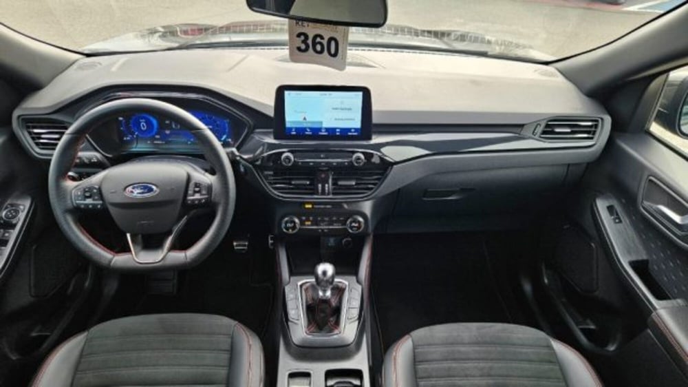 Ford Kuga usata a Lucca (16)
