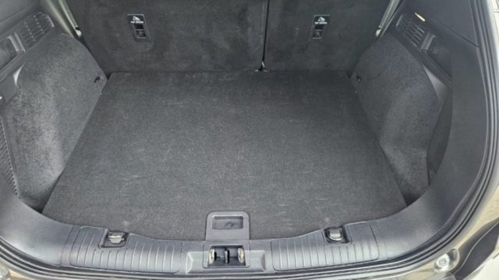 Ford Kuga usata a Lucca (19)