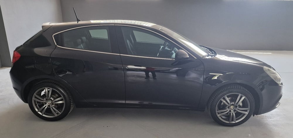Alfa Romeo Giulietta usata a Torino (13)