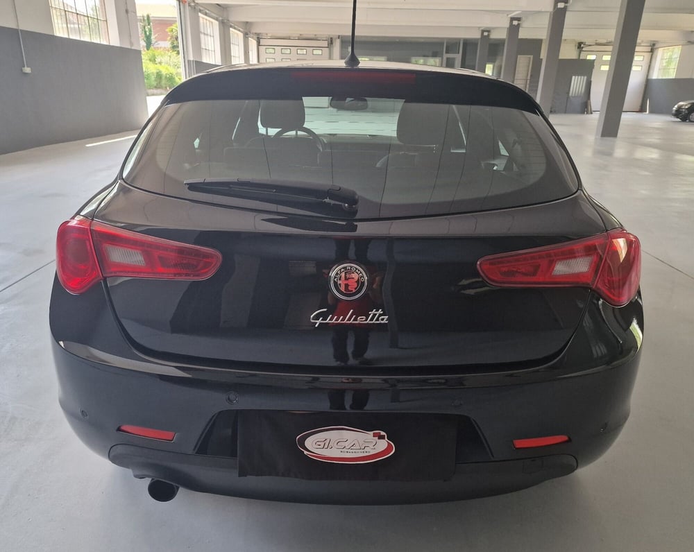 Alfa Romeo Giulietta usata a Torino (6)