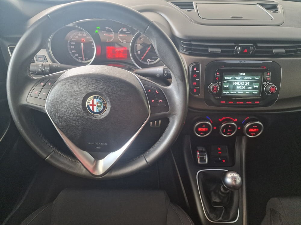 Alfa Romeo Giulietta usata a Torino (8)