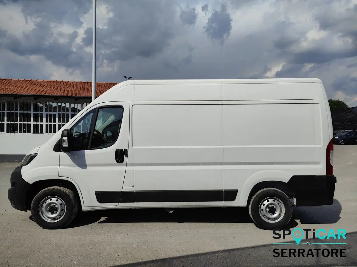 Fiat Ducato Furgone Vetrato nuova a Como (4)