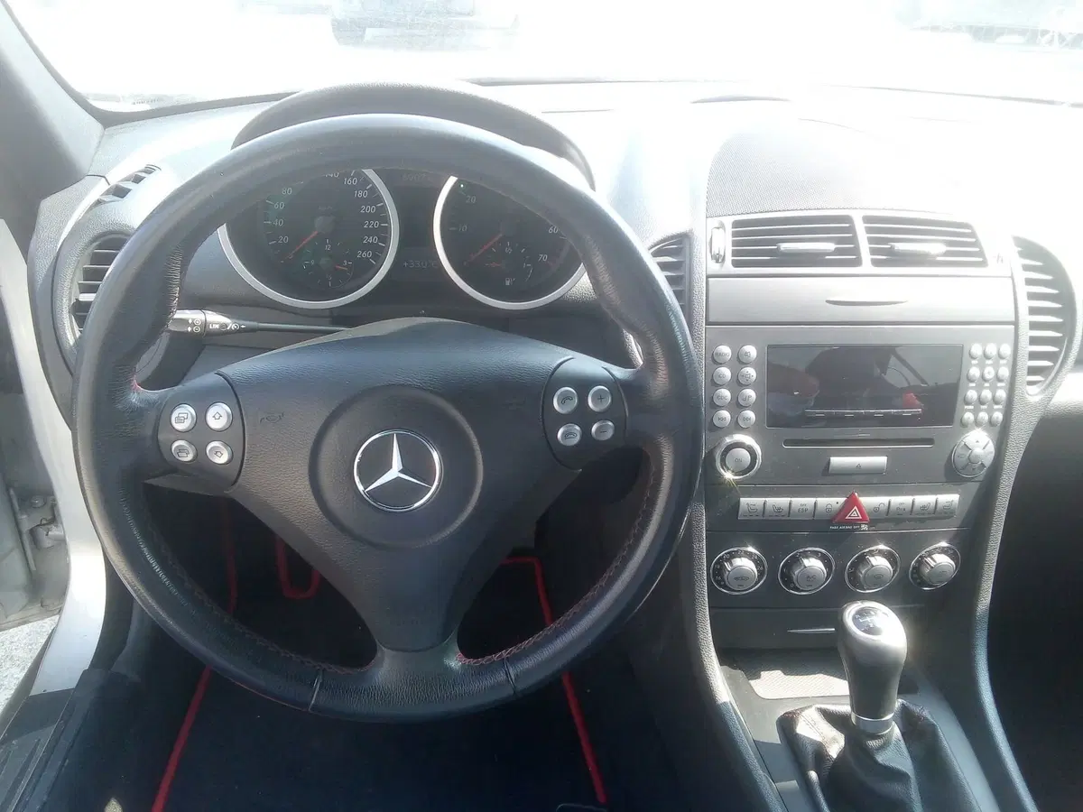 Mercedes-Benz SLK usata a Alessandria (9)