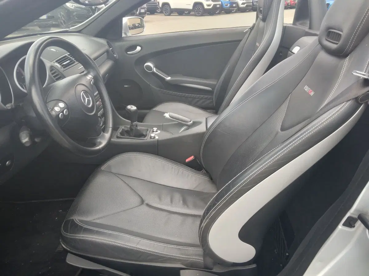 Mercedes-Benz SLK usata a Alessandria (10)
