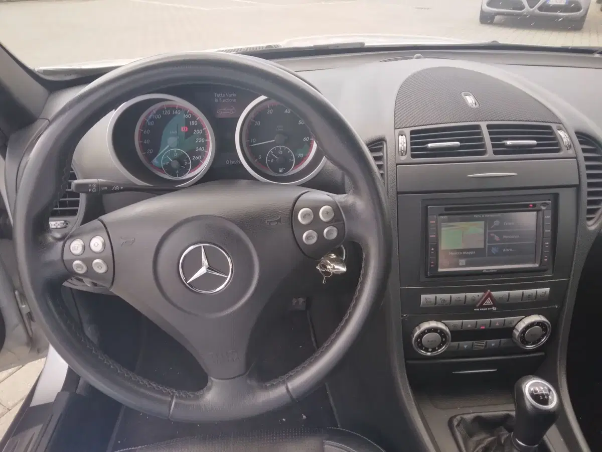 Mercedes-Benz SLK usata a Alessandria (13)