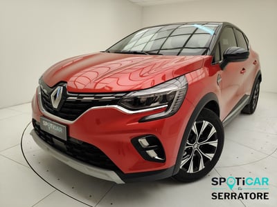Renault Captur 1.6 full hybrid Techno 145cv auto del 2023 usata a Erba