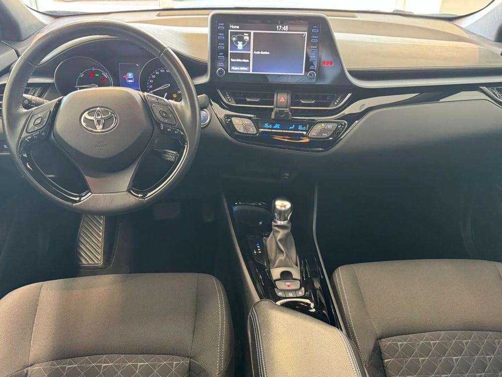 Toyota Toyota C-HR usata a Napoli (10)