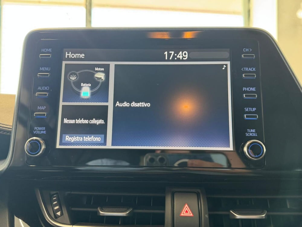 Toyota Toyota C-HR usata a Napoli (15)