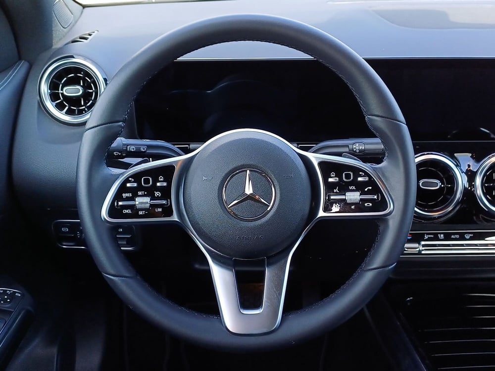 Mercedes-Benz GLA SUV usata  (15)