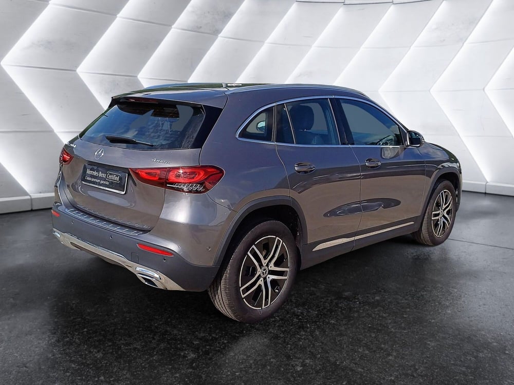 Mercedes-Benz GLA SUV usata  (4)