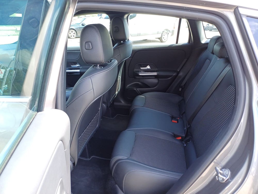 Mercedes-Benz GLA SUV usata  (7)