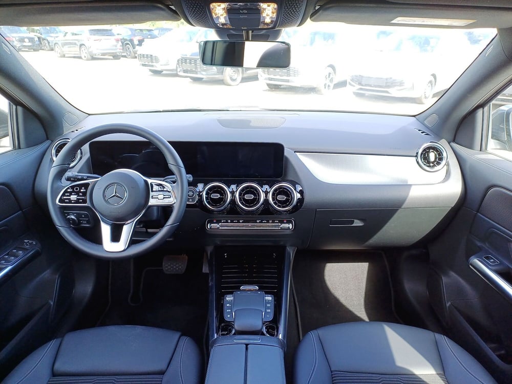 Mercedes-Benz GLA SUV usata  (8)