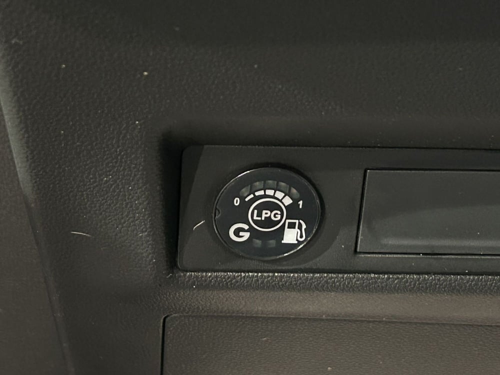 Renault Captur usata a Milano (17)
