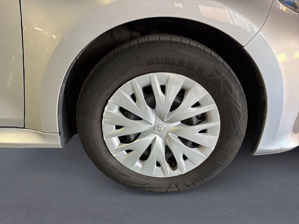 Toyota Yaris usata a Milano (10)