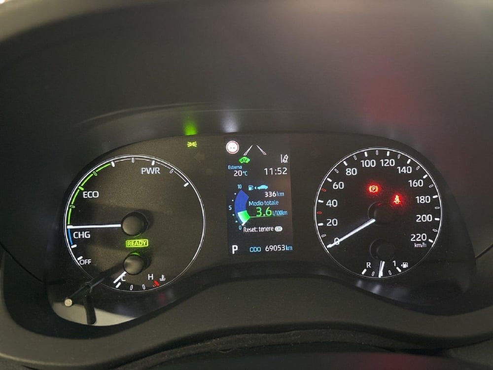 Toyota Yaris usata a Milano (17)