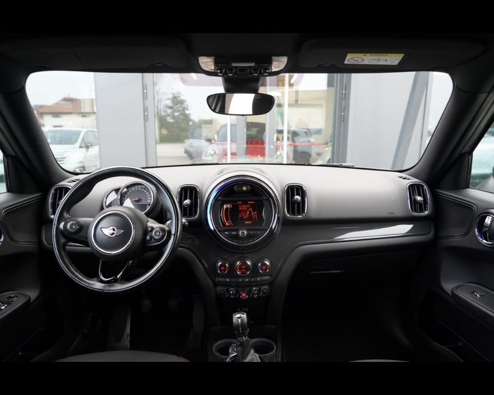 MINI Mini Countryman usata a Venezia (11)