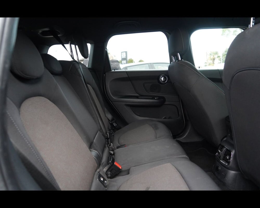 MINI Mini Countryman usata a Venezia (14)
