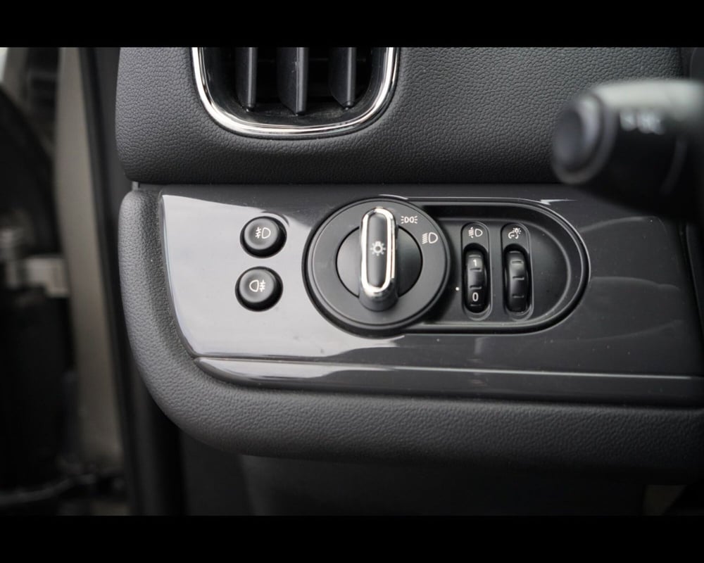 MINI Mini Countryman usata a Venezia (18)