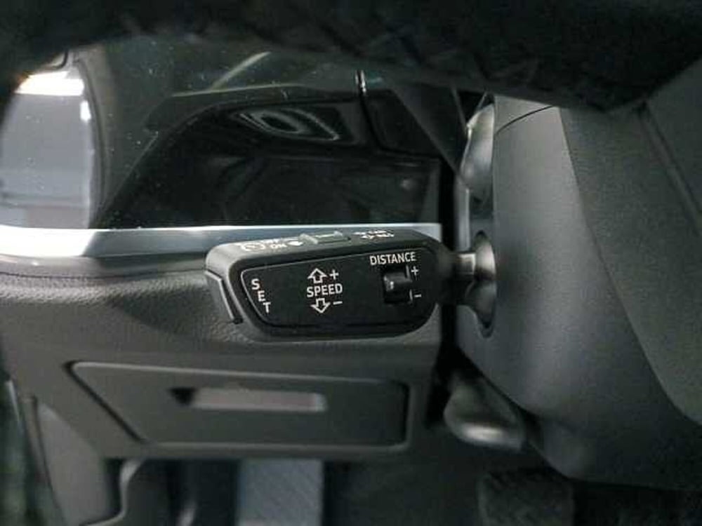 Audi Q3 Sportback nuova a Lucca (15)