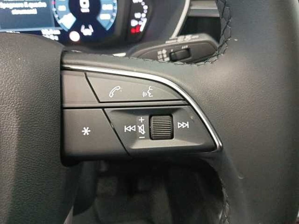 Audi Q3 Sportback nuova a Lucca (7)