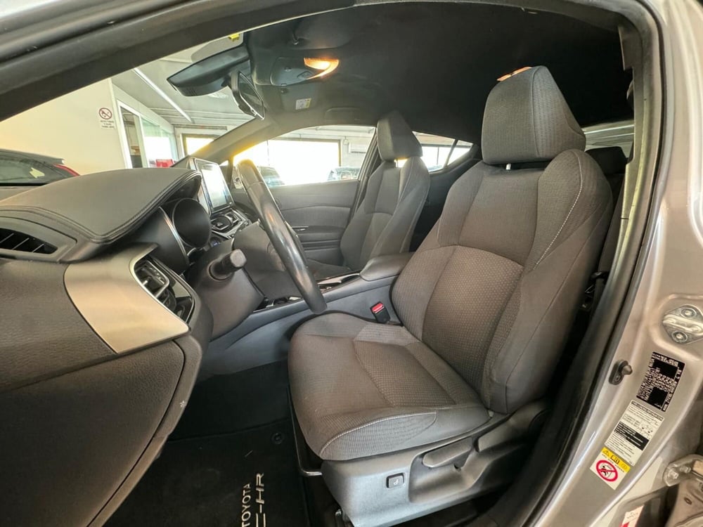Toyota Toyota C-HR usata a Modena (12)