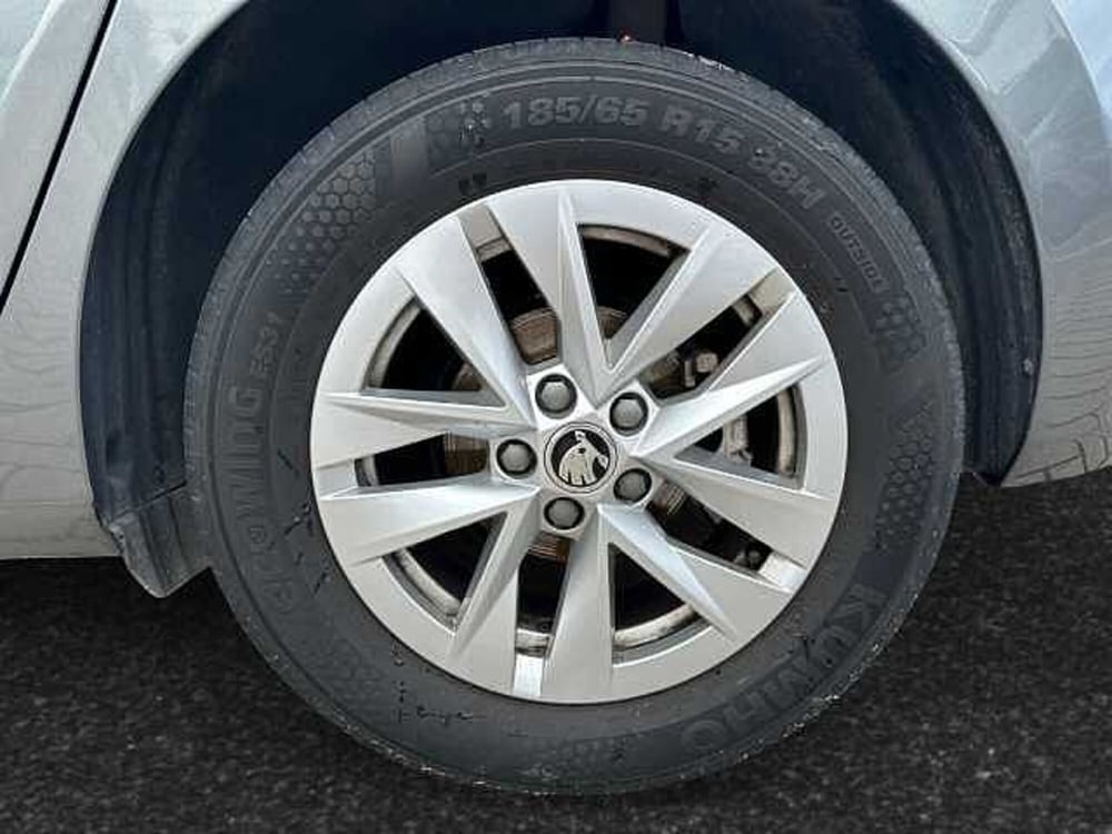Skoda Fabia usata a Verona (12)