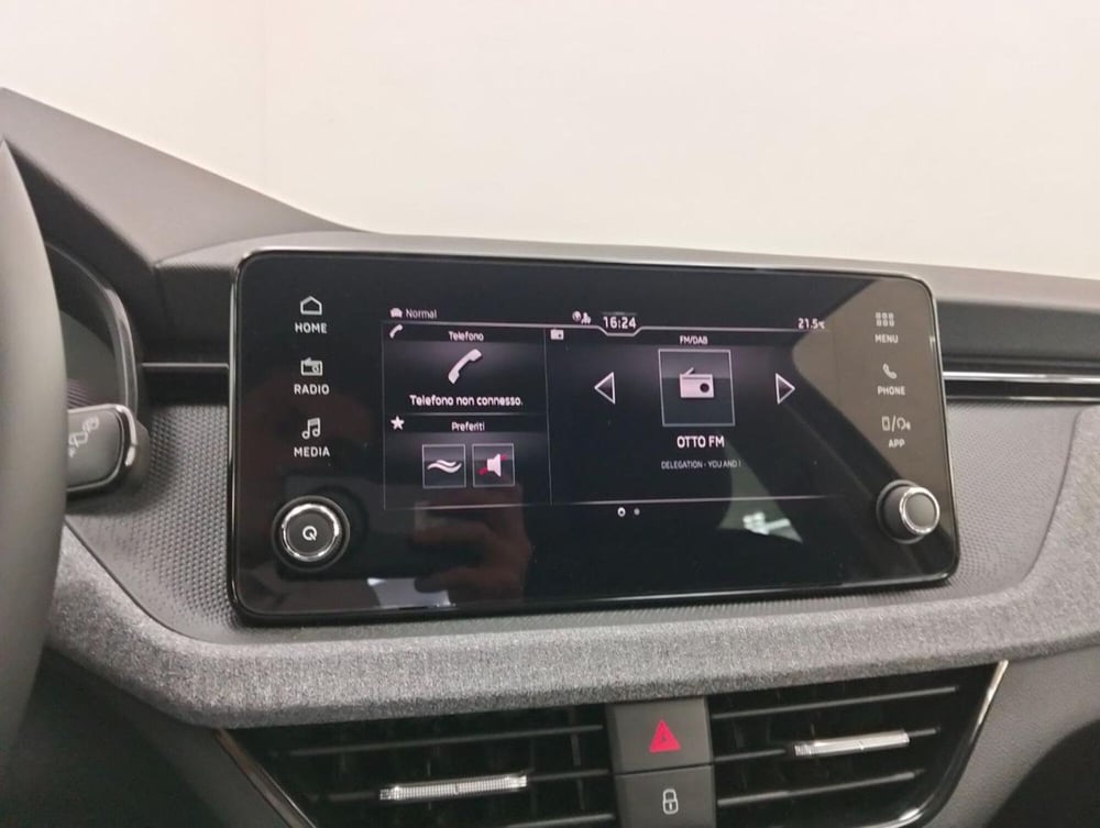 Skoda Kamiq nuova a Como (16)