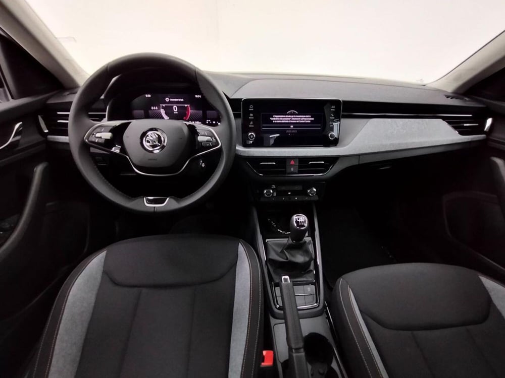 Skoda Kamiq nuova a Como (4)